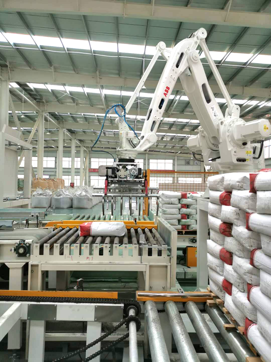 ?大廣金剛砂地坪材料  新鄉自動(dòng)化工廠(chǎng)！